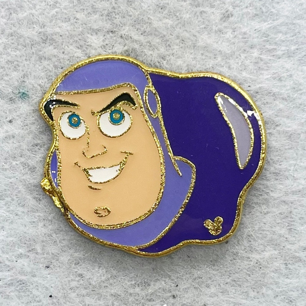 🔮 5/$25 Disney Color Palette Toy Story Buzz Lightyear Purple Paint Pin